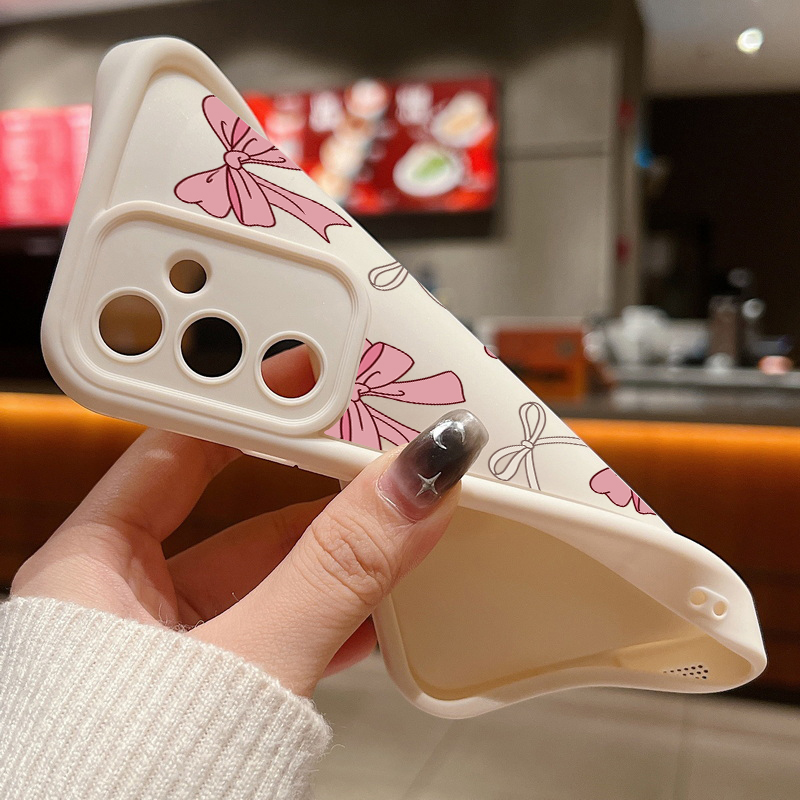 Custodia in silicone con motiv - Samsung Galaxy S24 recensione e prezzo